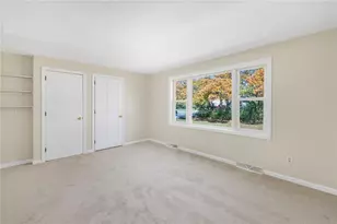 622 Dry Bridge Rd, North Kingstown, RI 02852 - Photo 6