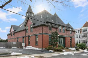10 Slocum St, Providence, RI 02909 - Photo 2