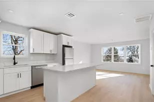 119 Farm St, Providence, RI 02908 - Photo 30