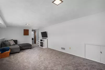 35 Squantum Drive, Middletown, RI 02842 - Photo 30