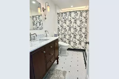 75 Pelham Street #D, Newport, RI 02840 - Photo 8