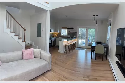 75 Pelham Street #D, Newport, RI 02840 - Photo 6