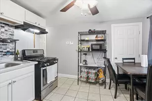 6 Bailey Ct, Providence, RI 02909 - Photo 10