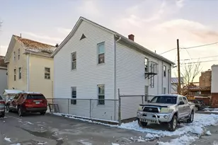 6 Bailey Ct, Providence, RI 02909 - Photo 4