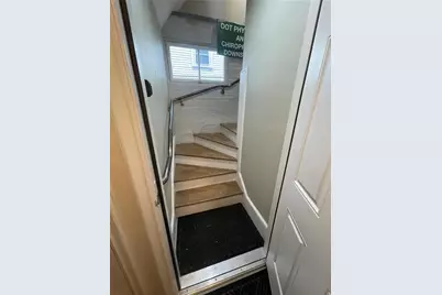 390 Broadway #lower, Providence, RI 02909 - Photo 10