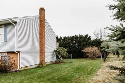 16 Ward Avenue, Middletown, RI 02842 - Photo 6