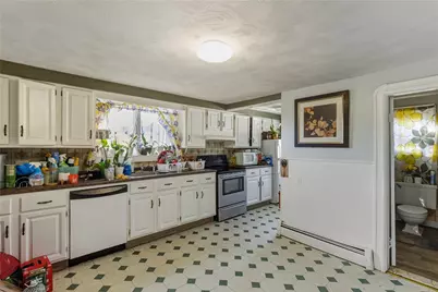 60 Hendricks Street, Central Falls, RI 02863 - Photo 6