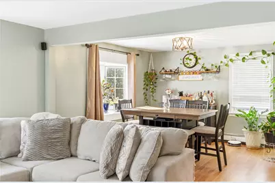 727 Mendon Road, Woonsocket, RI 02895 - Photo 10