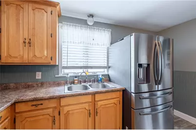 727 Mendon Road, Woonsocket, RI 02895 - Photo 18