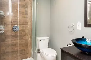 727 Mendon Rd, Woonsocket, RI 02895 - Photo 34