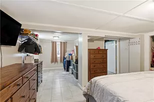 727 Mendon Rd, Woonsocket, RI 02895 - Photo 24