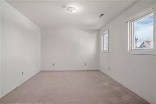 1029 Boston Neck Rd, Narragansett, RI 02882 - Photo 18