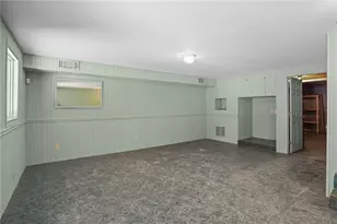 1029 Boston Neck Rd, Narragansett, RI 02882 - Photo 32