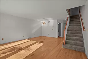 1029 Boston Neck Rd, Narragansett, RI 02882 - Photo 6