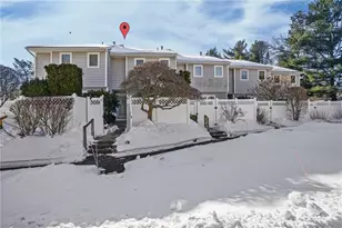 1029 Boston Neck Rd, Narragansett, RI 02882 - Photo 2