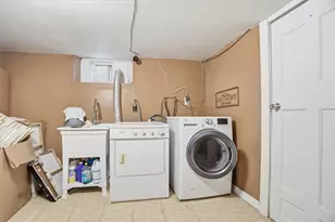 183 Byfield St, Providence, RI 02905 - Photo 42