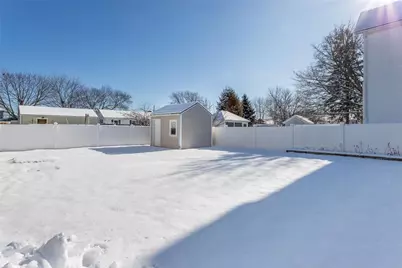 275 Columbus Avenue, Pawtucket, RI 02861 - Photo 20