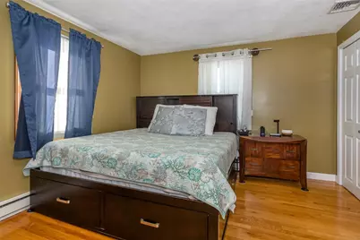 275 Columbus Avenue, Pawtucket, RI 02861 - Photo 4