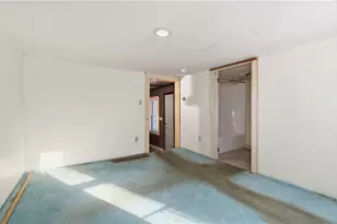 51 Pequot Ave, Cumberland, RI 02864 - Photo 12