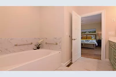 520 South Shore Village Boulevard #D1, South Kingstown, RI 02879 - Photo 44