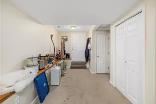 39 Mohawk St, Coventry, RI 02816 - Photo 14