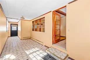 53 Samuel Ave, Pawtucket, RI 02860 - Photo 22