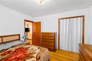 53 Samuel Ave, Pawtucket, RI 02860 - Photo 12