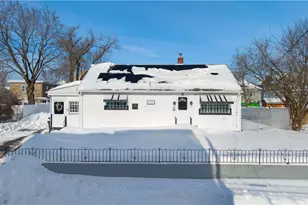 53 Samuel Ave, Pawtucket, RI 02860 - Photo 2