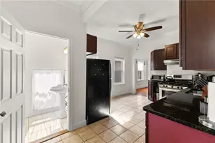 202 Rochambeau Ave, Providence, RI 02906 - Photo 10