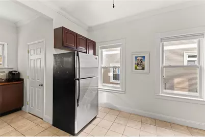 202 Rochambeau Avenue #2, Providence, RI 02906 - Photo 6