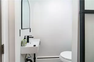 821 Post Rd, Warwick, RI 02888 - Photo 20