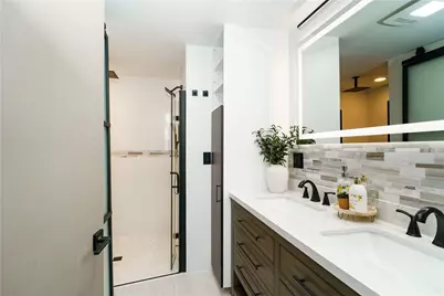 821 Post Road, Warwick, RI 02888 - Photo 16