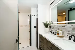 821 Post Rd, Warwick, RI 02888 - Photo 16