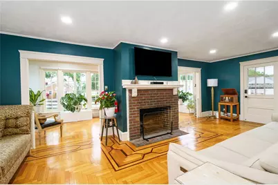 821 Post Road, Warwick, RI 02888 - Photo 30