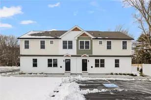 2907 Post Rd, Warwick, RI 02886 - Photo 2