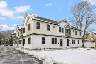 2907 Post Rd, Warwick, RI 02886 - Photo 4