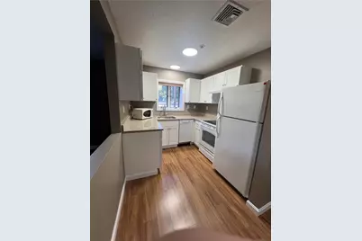 728 Beverage Hill Avenue #12, Pawtucket, RI 02861 - Photo 1