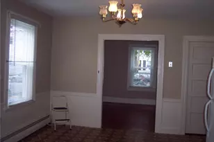 427 High St, Bristol, RI 02809 - Photo 6