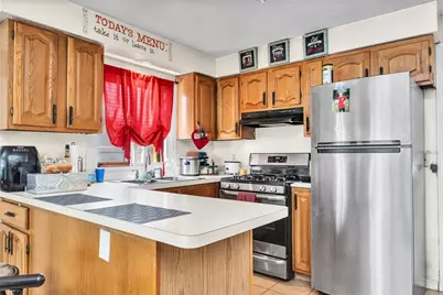 367 Hawkins Street, Providence, RI 02904 - Photo 6