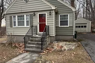 100 Swan Rd, Smithfield, RI 02917 - Photo 2