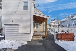 163 West Ave, Pawtucket, RI 02860 - Photo 26