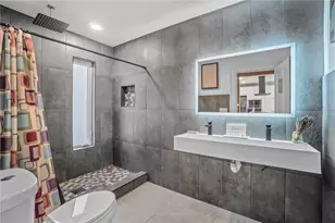 163 West Ave, Pawtucket, RI 02860 - Photo 10