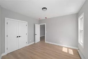 735 Broadway, Pawtucket, RI 02861 - Photo 10