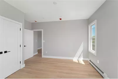735 Broadway, Pawtucket, RI 02861 - Photo 12