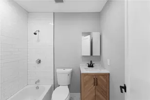 735 Broadway, Pawtucket, RI 02861 - Photo 16