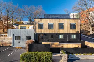 28 Wolcott St, Providence, RI 02908 - Photo 10