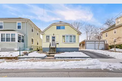 220 Bay View Avenue, Cranston, RI 02905 - Photo 1