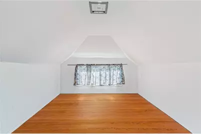 220 Bay View Avenue, Cranston, RI 02905 - Photo 18