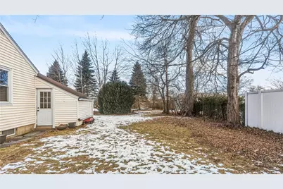 24 Elm Circle, Cranston, RI 02920 - Photo 20