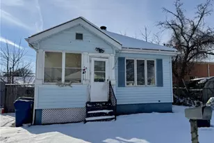 15 Center Ct, Warwick, RI 02889 - Photo 1